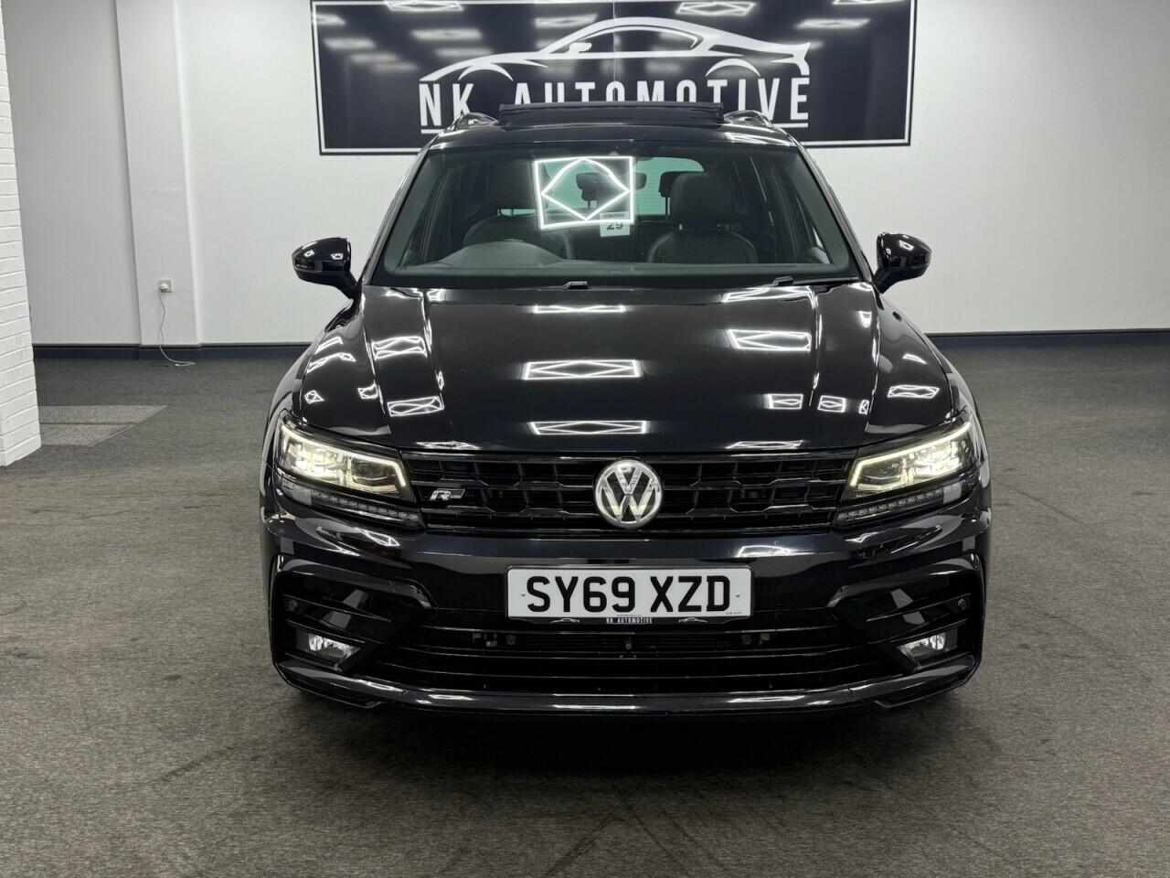 Volkswagen Tiguan - Image 16