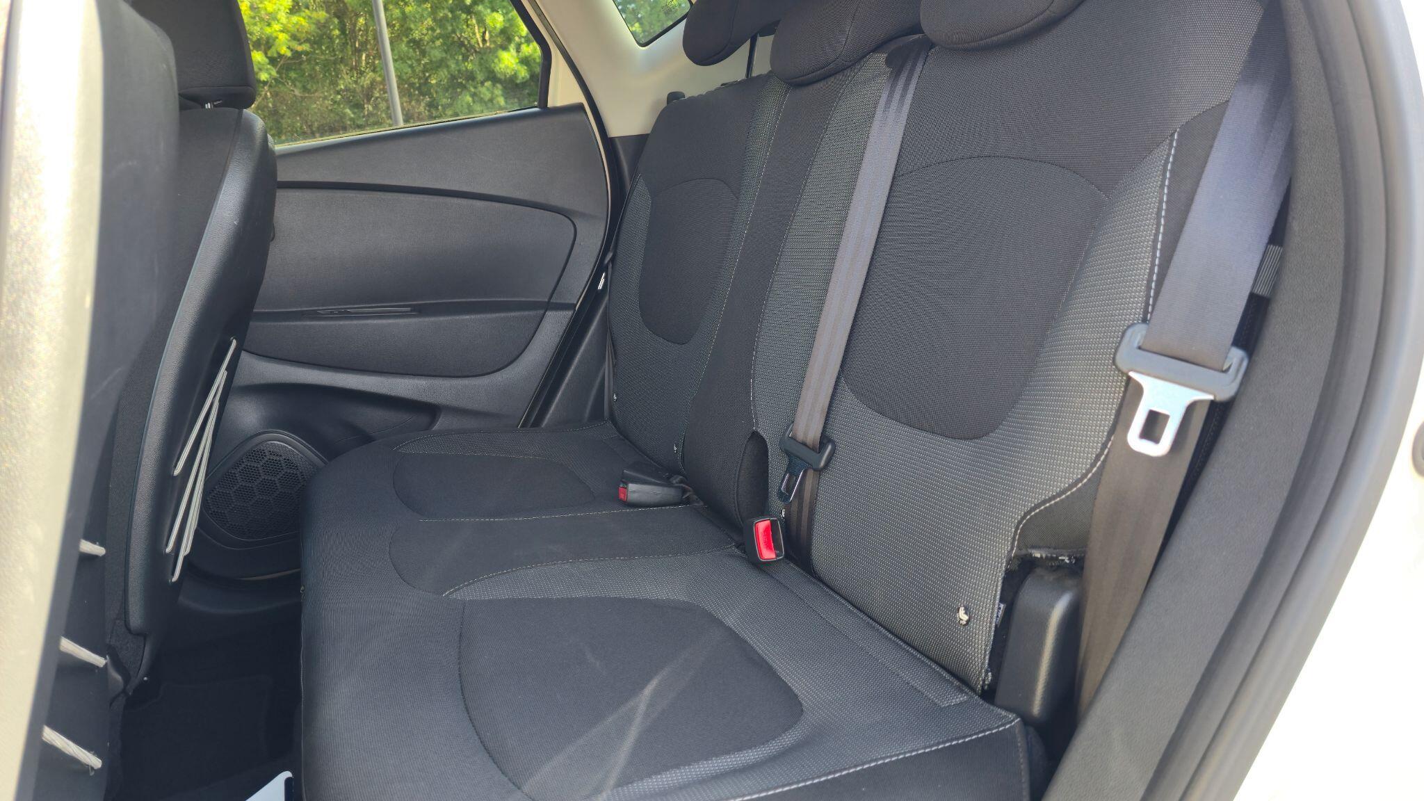 Renault Captur - Image 20