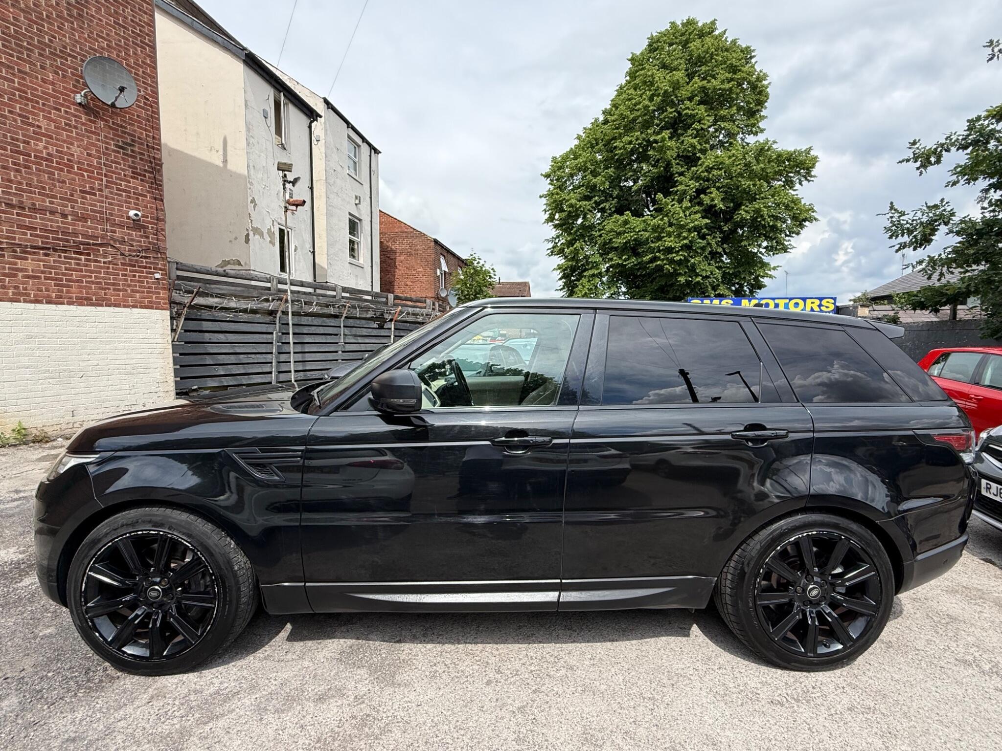 Land Rover RANGE ROVER SPORT - Image 4