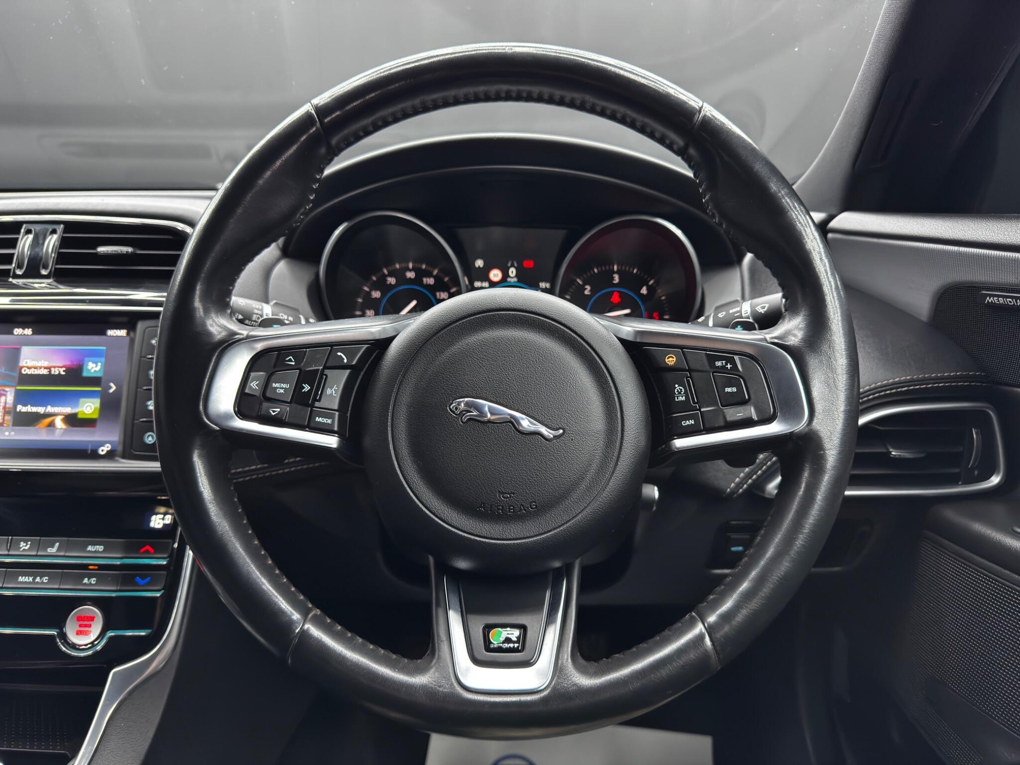 Jaguar XE - Image 19