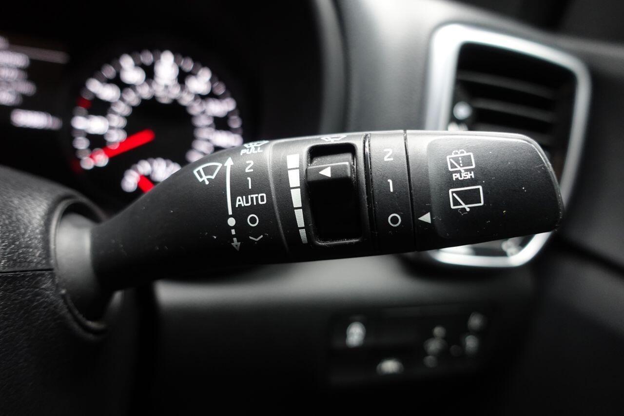 Kia Sportage - Image 35