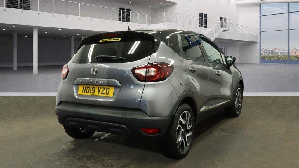 Renault Captur - Image 7