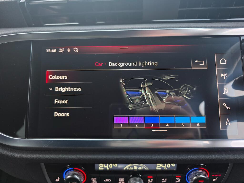 Audi RS Q3 - Image 48