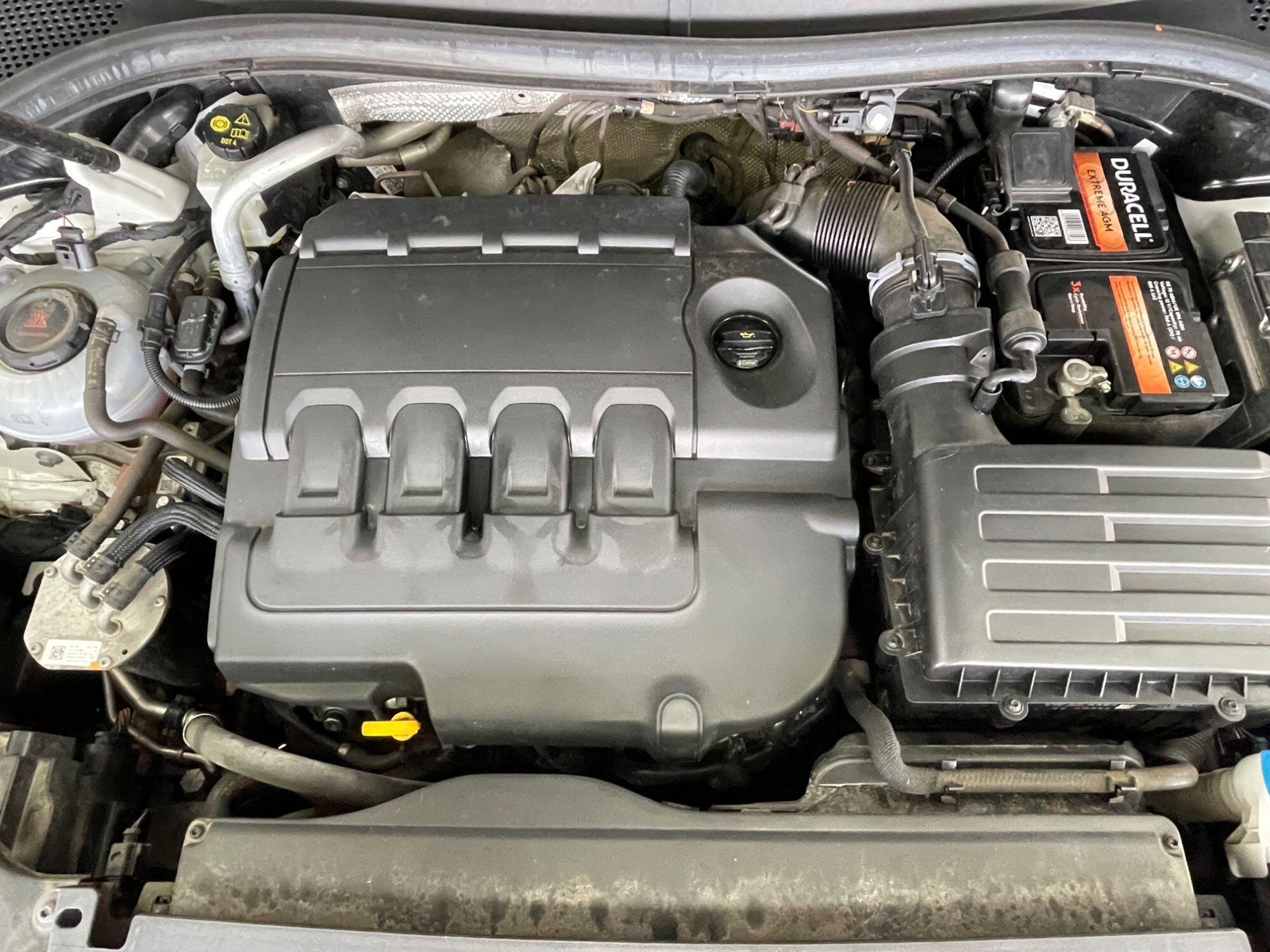 Volkswagen Tiguan - Image 19
