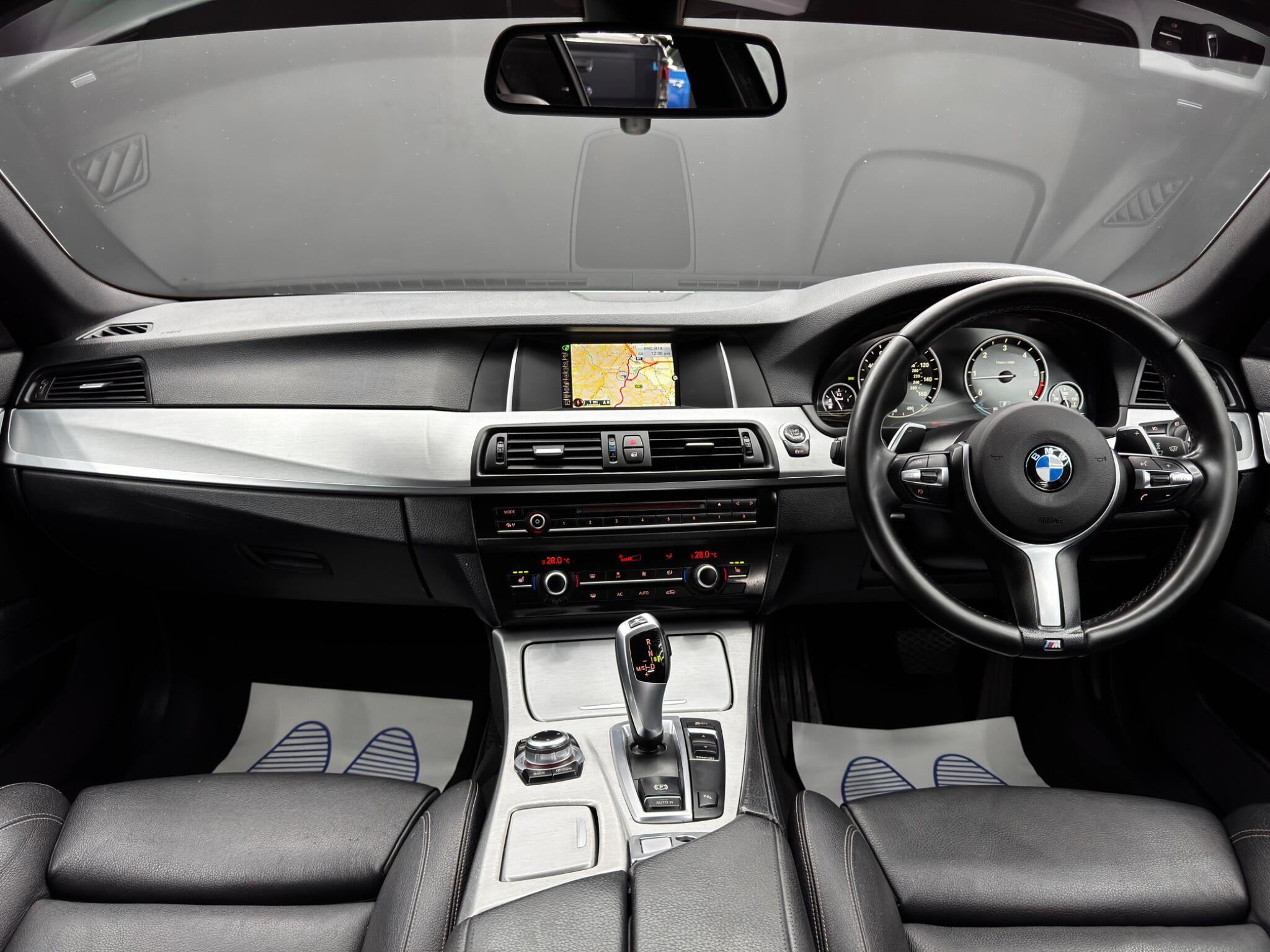 BMW 5 Series - Image 10