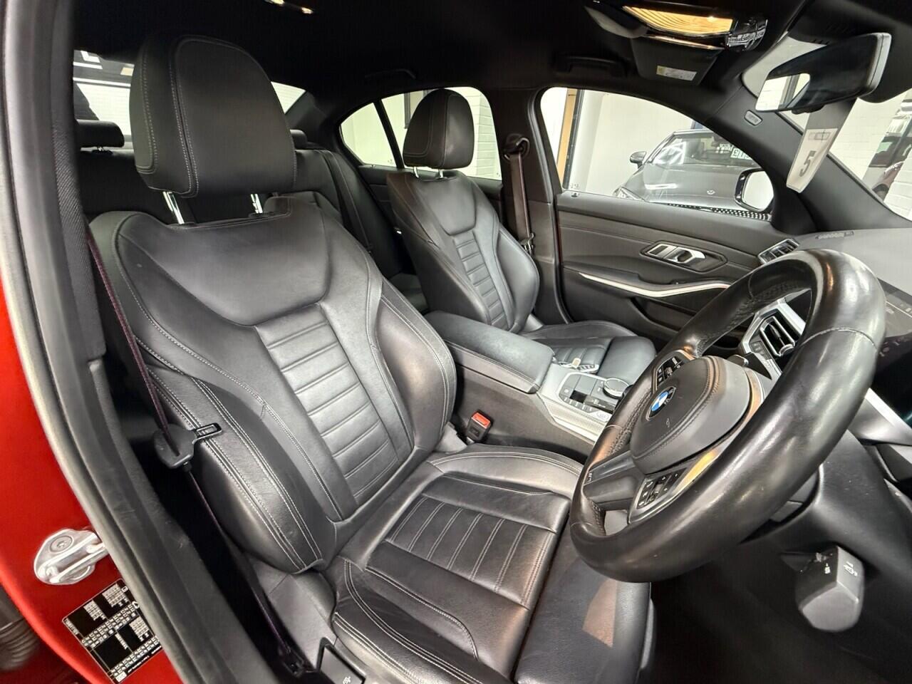 BMW 3 Series - Image 15