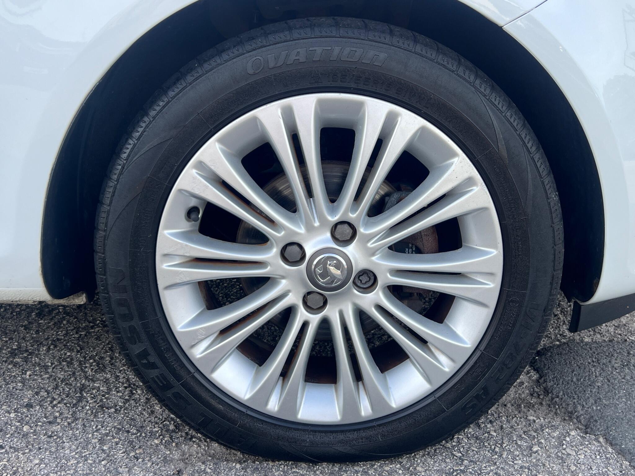 Vauxhall Corsa - Image 13