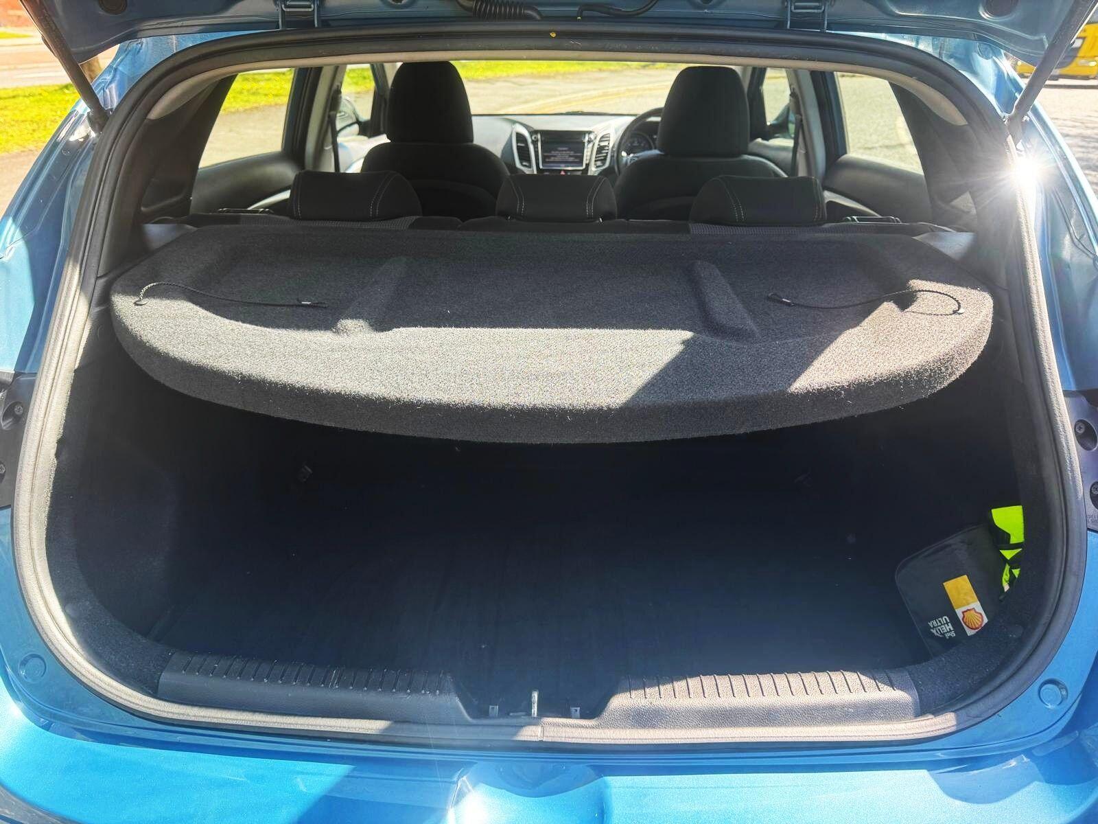 Hyundai i30 - Image 39