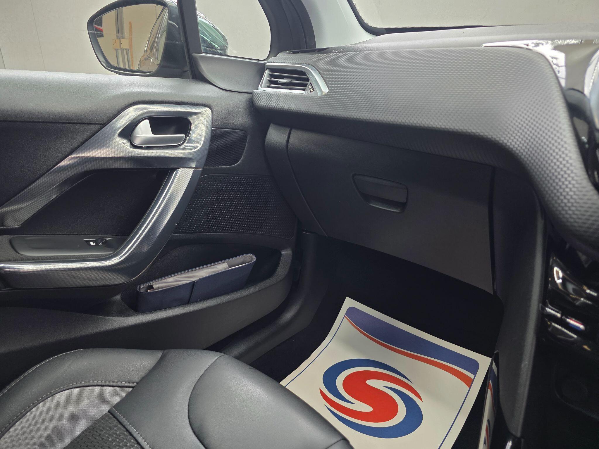 Peugeot 2008 - Image 16