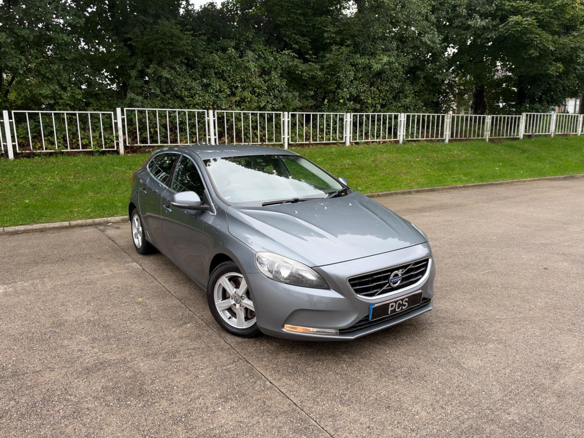 Volvo V40 - Image 5