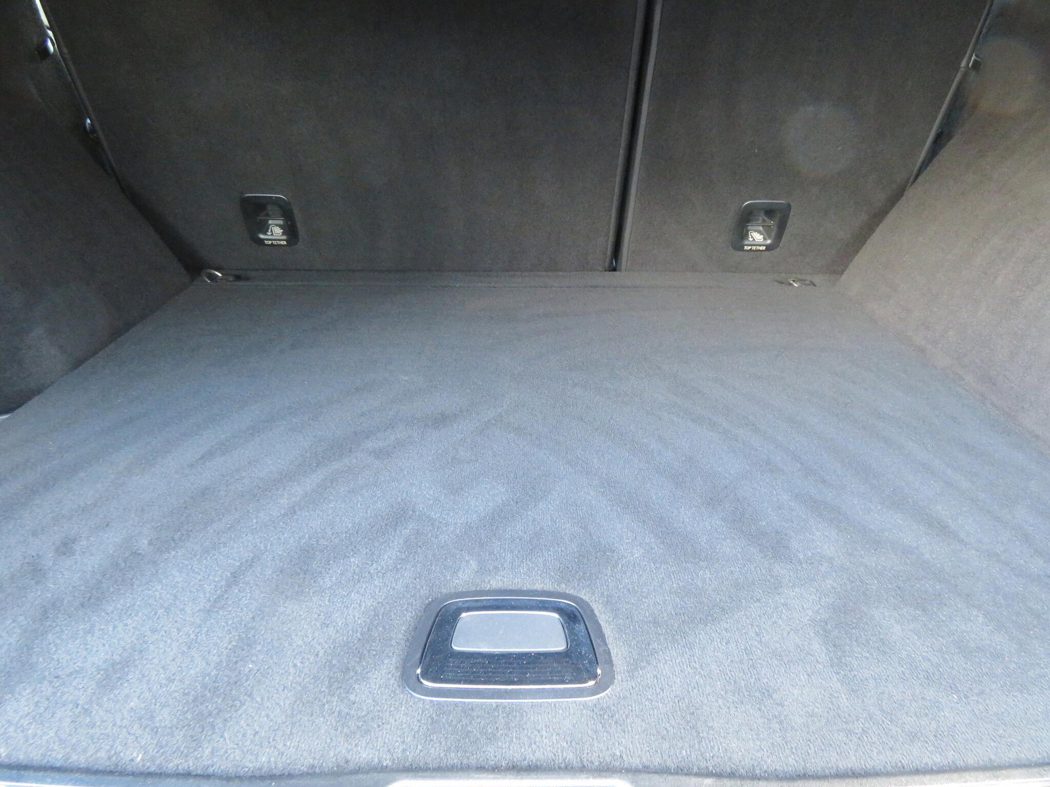Mercedes GLE - Image 20