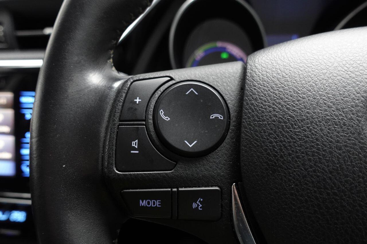 Toyota Auris - Image 36