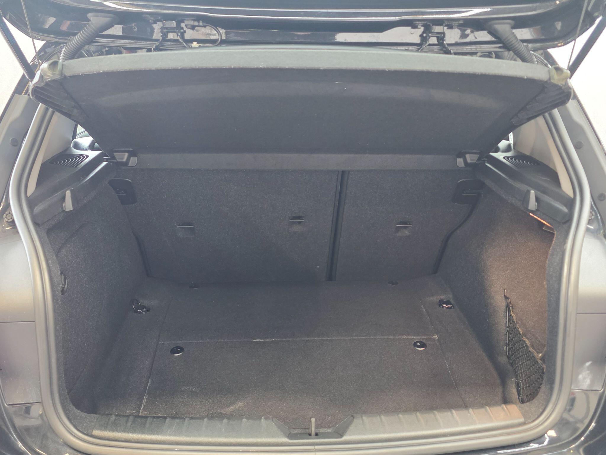 BMW 1 Series - Image 29