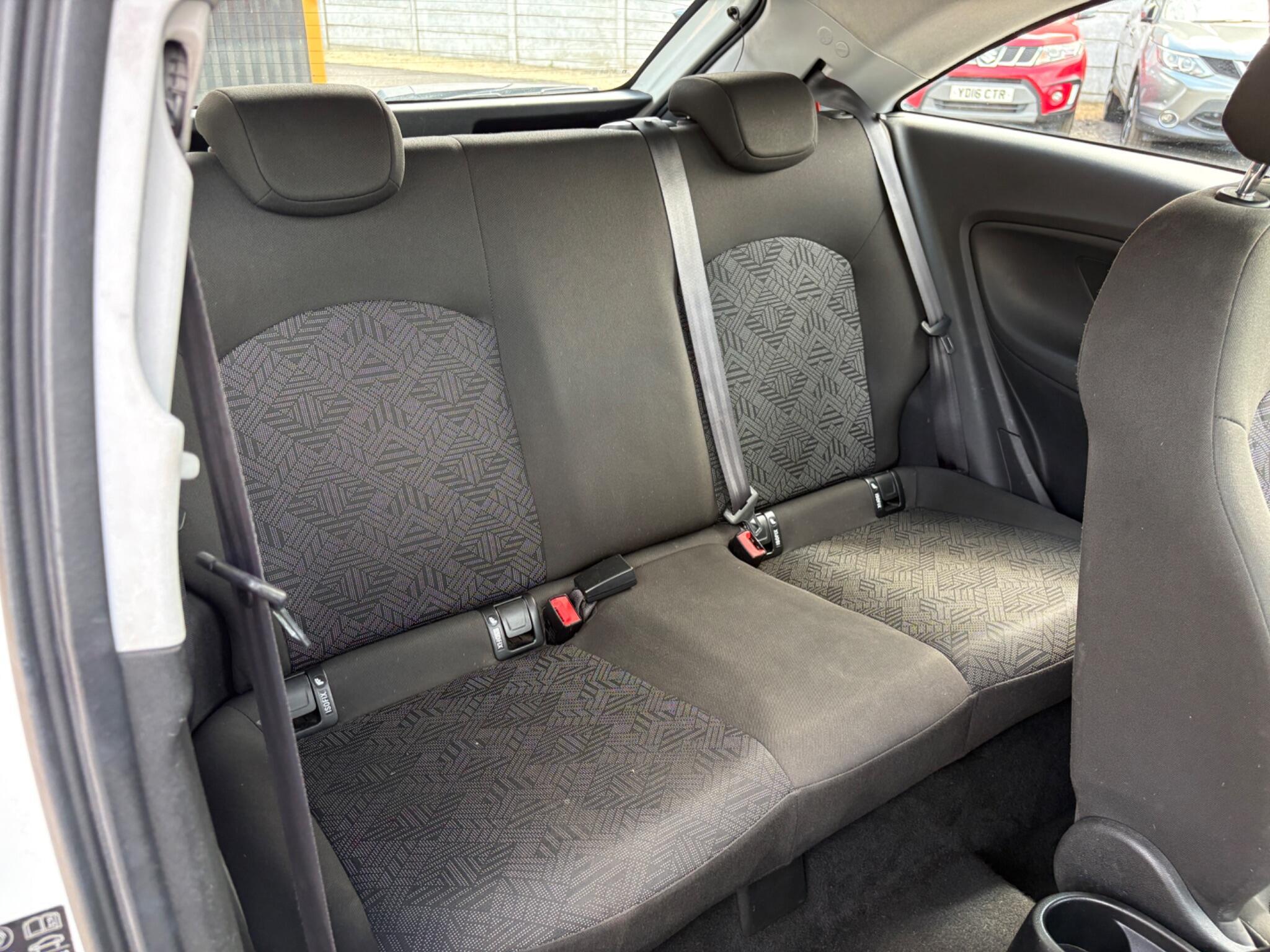 Vauxhall Corsa - Image 13