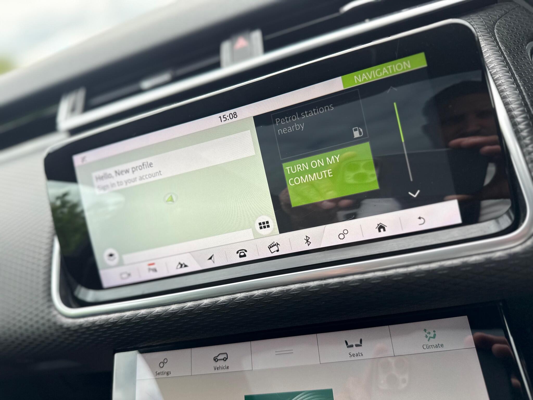 Land Rover Range Rover Velar - Image 55