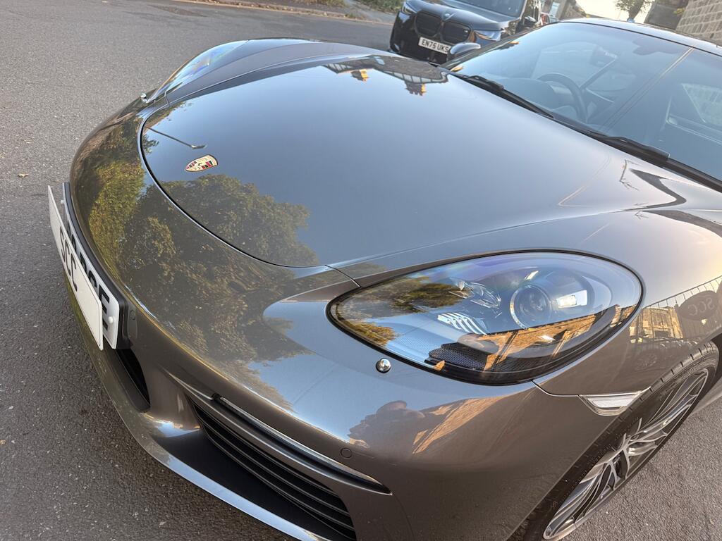 Porsche 718 Cayman - Image 17