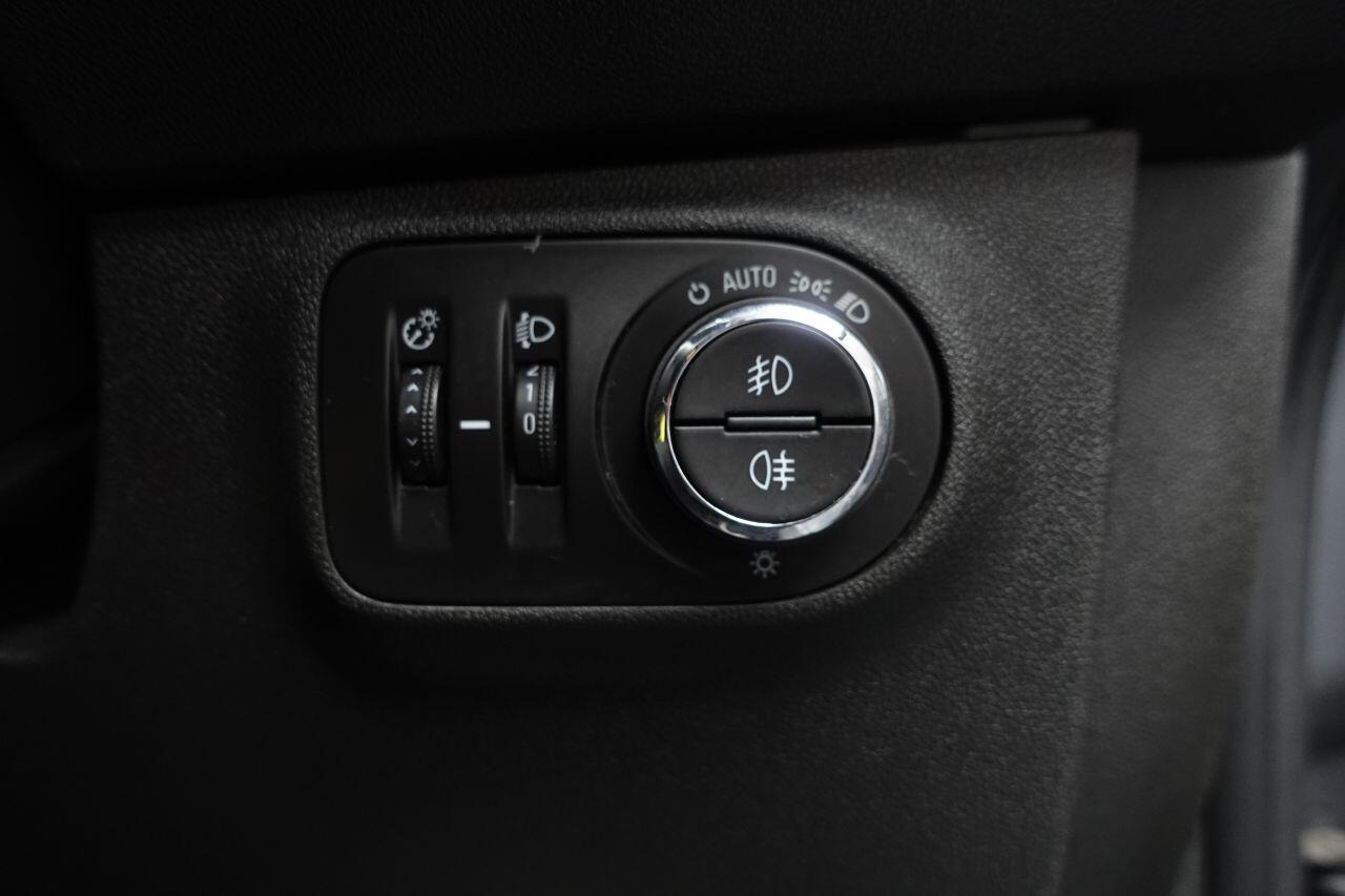 Vauxhall Corsa - Image 39