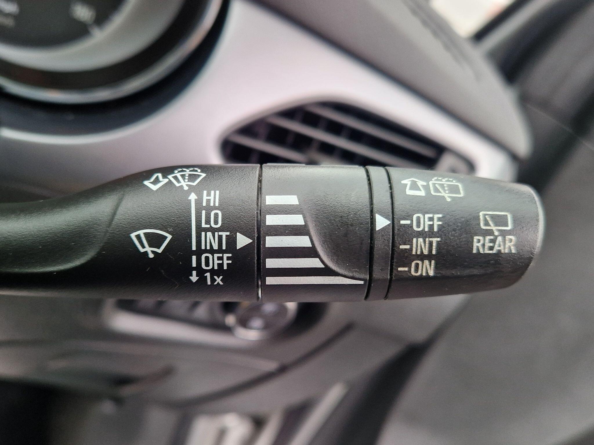 Vauxhall Astra - Image 45