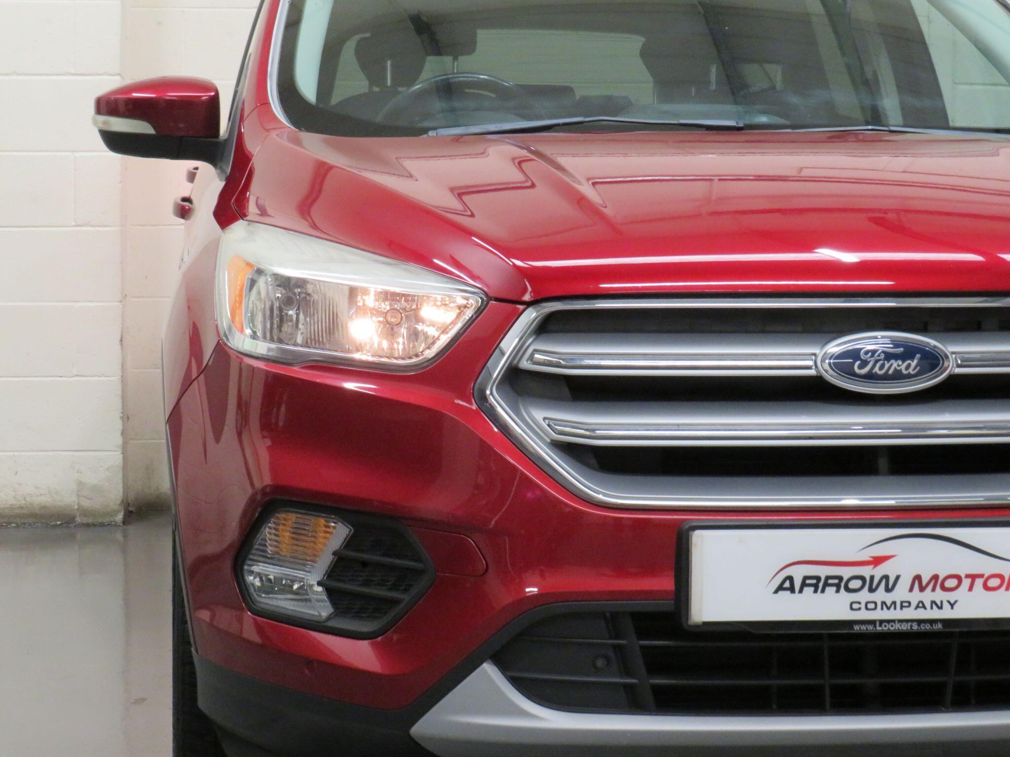 Ford Kuga - Image 11
