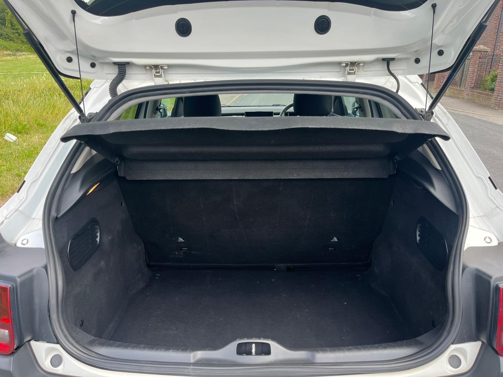 Citroen C4 Cactus - Image 8