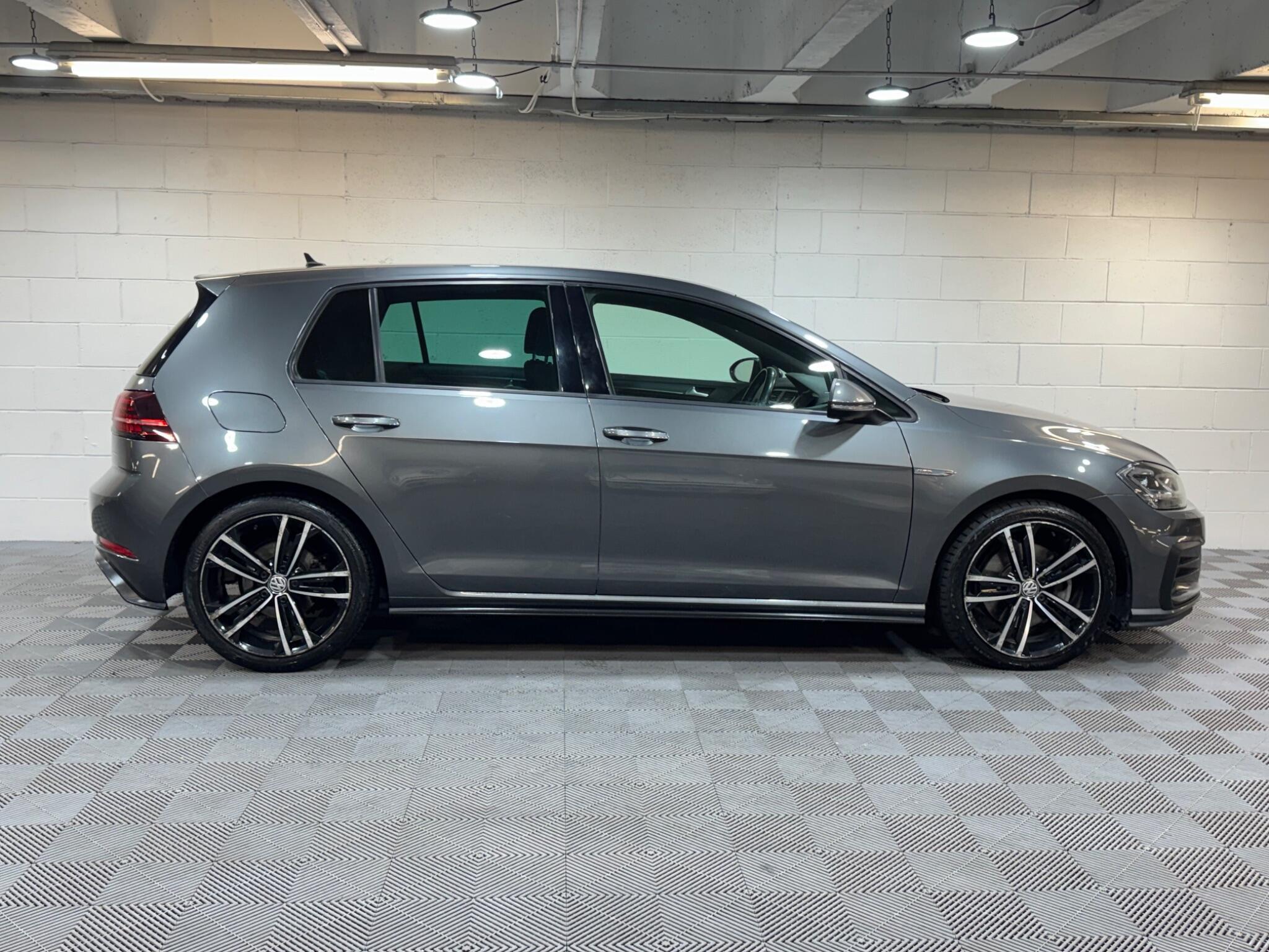 Volkswagen Golf - Image 5