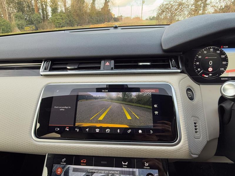 Land Rover Range Rover Velar - Image 14