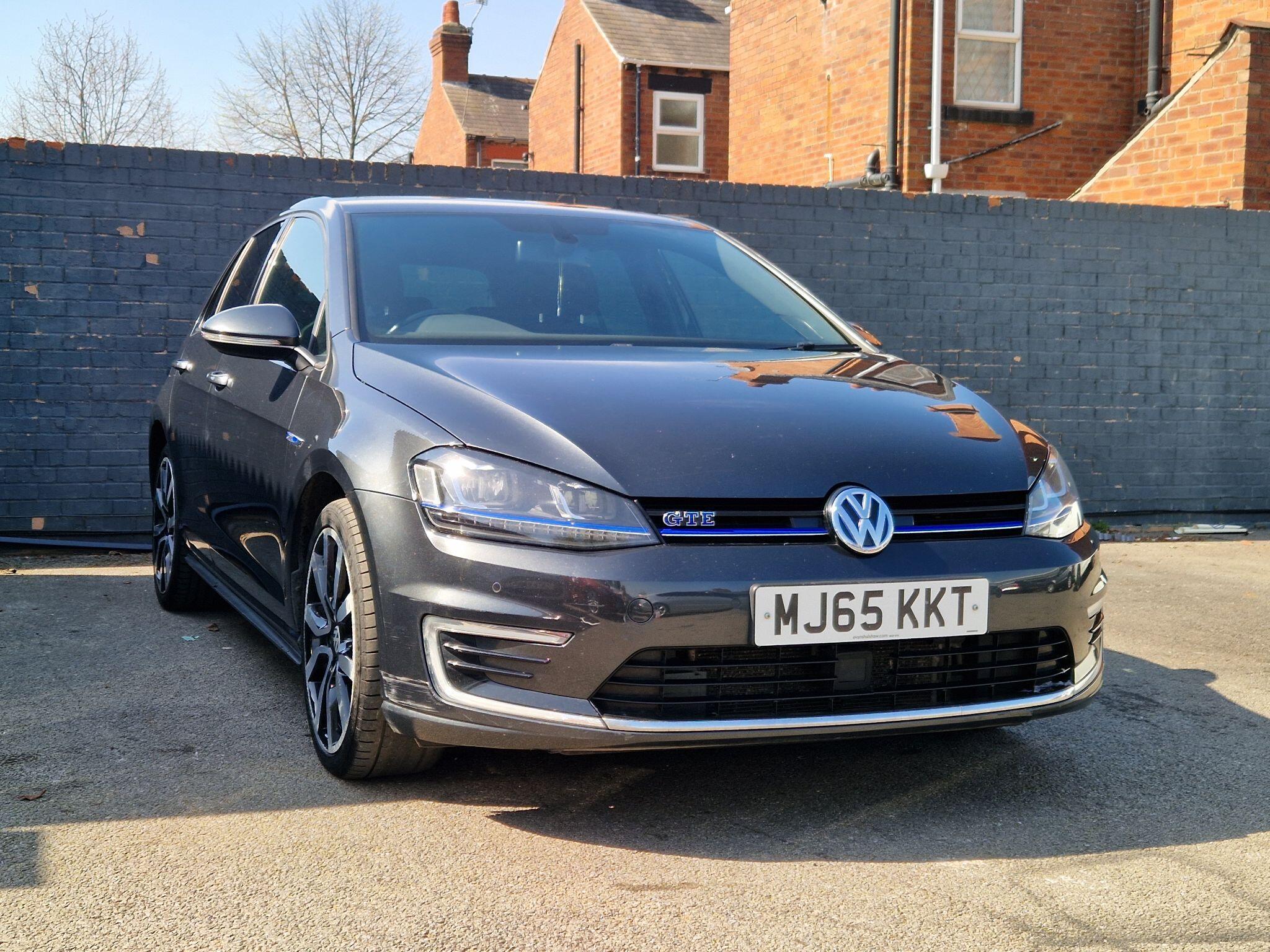Volkswagen Golf - Image 16