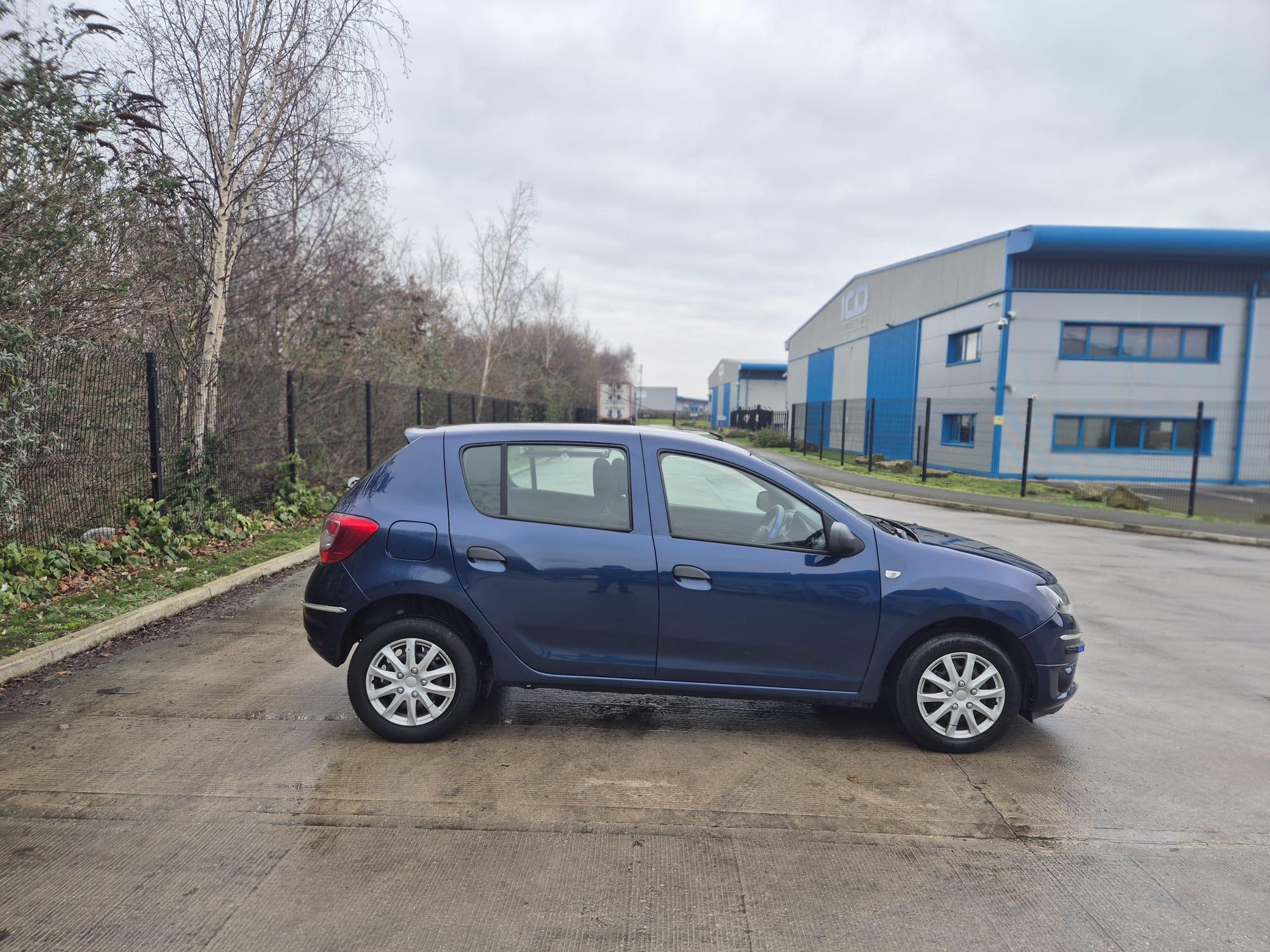 Dacia Sandero - Image 11