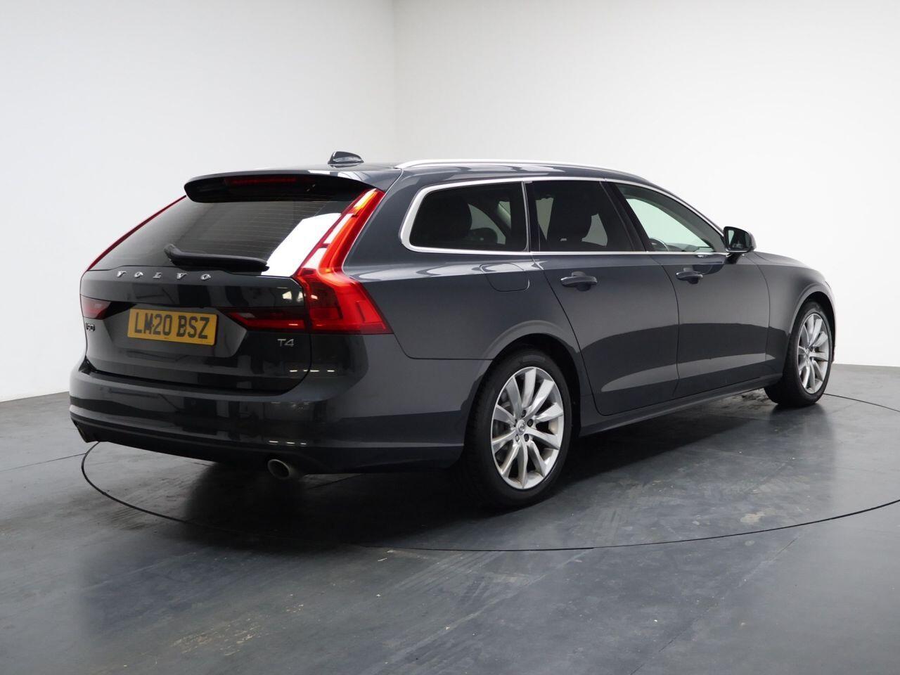 Volvo V90 - Image 12
