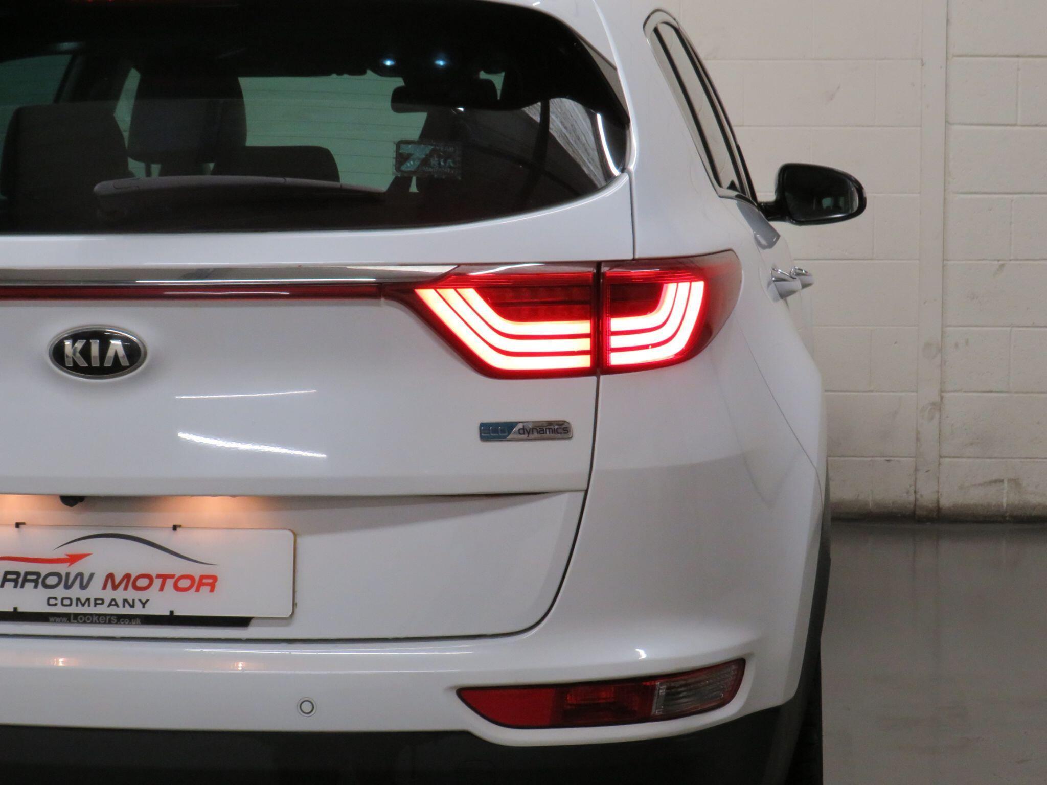 Kia Sportage - Image 12