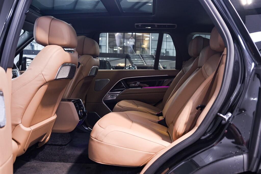 Land Rover Range Rover - Image 5