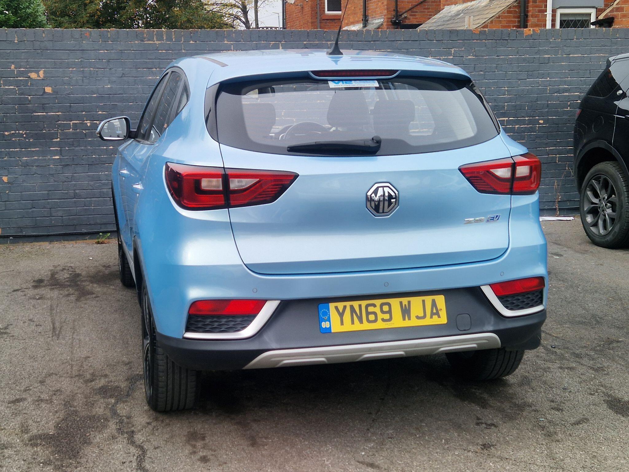 MG MG ZS - Image 8