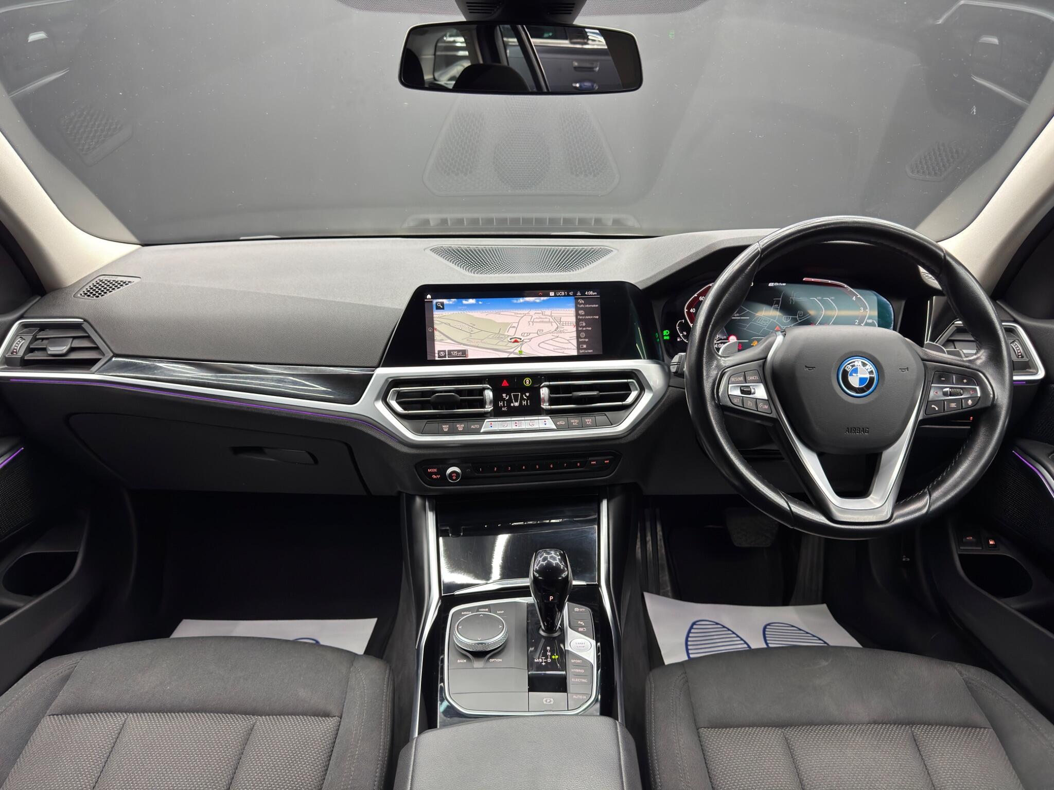 BMW 3 Series - Image 10