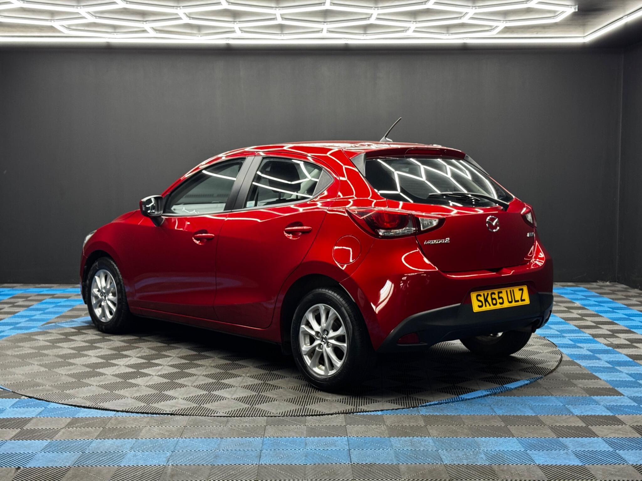 Mazda MAZDA2 - Image 6