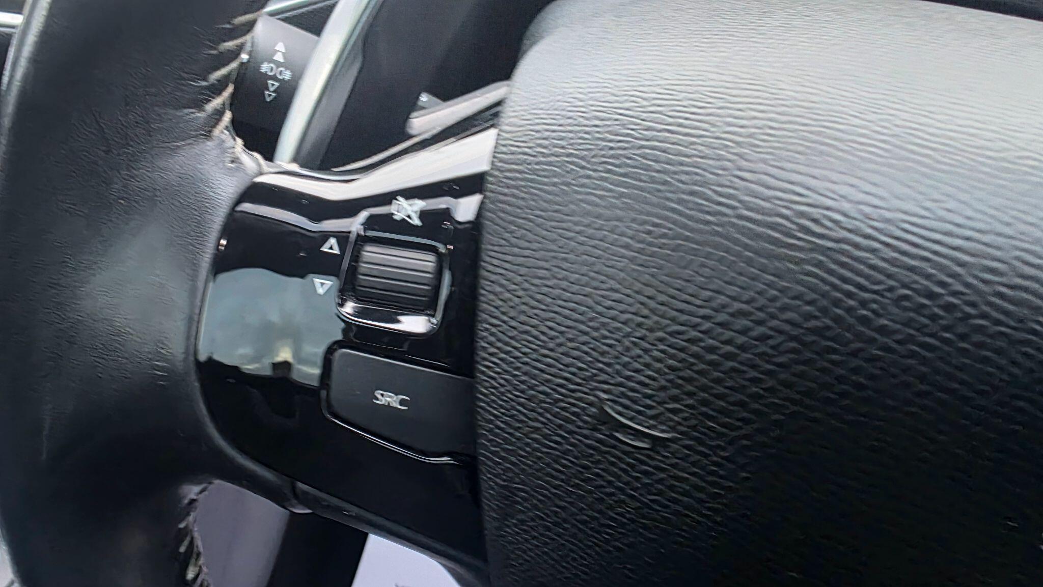 Peugeot 308 SW - Image 25