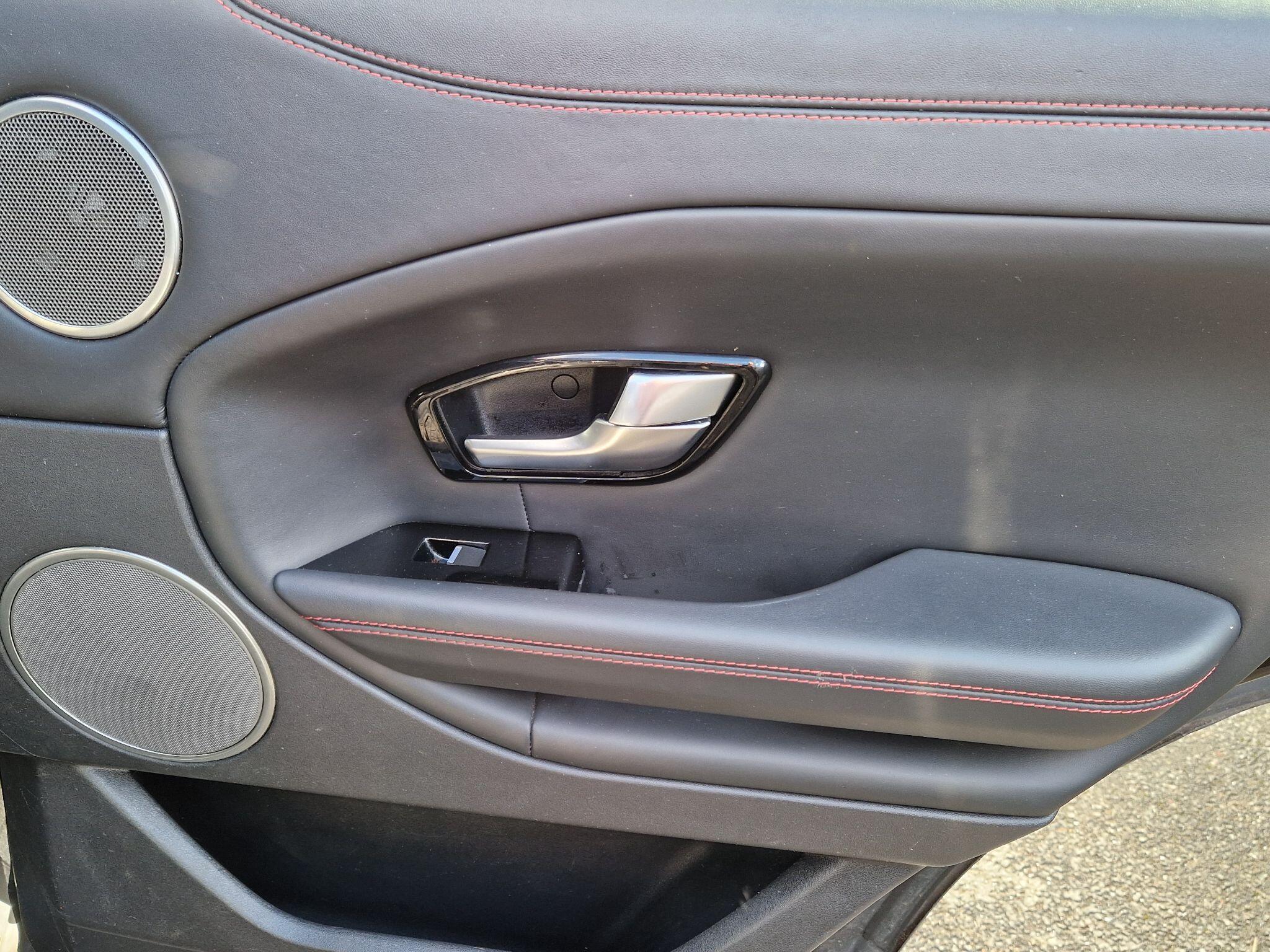 Land Rover Range Rover Evoque - Image 36