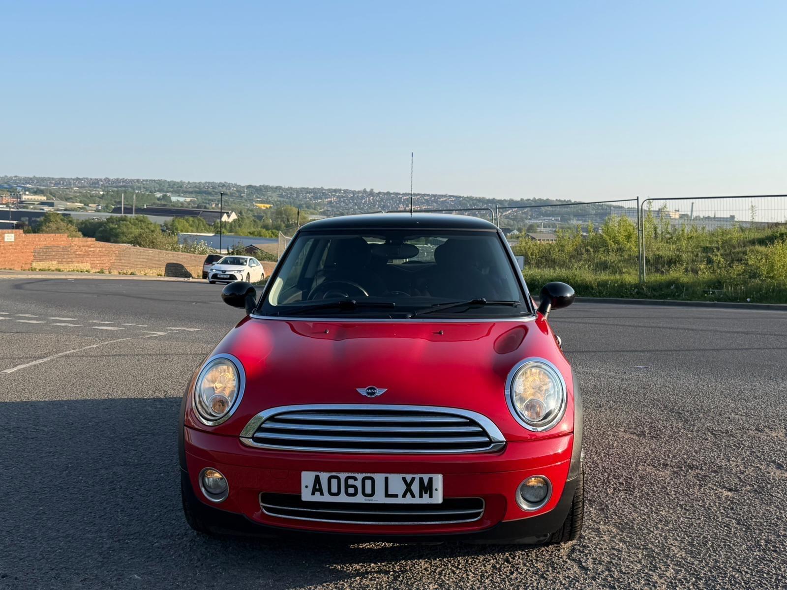 MINI Hatch - Image 2