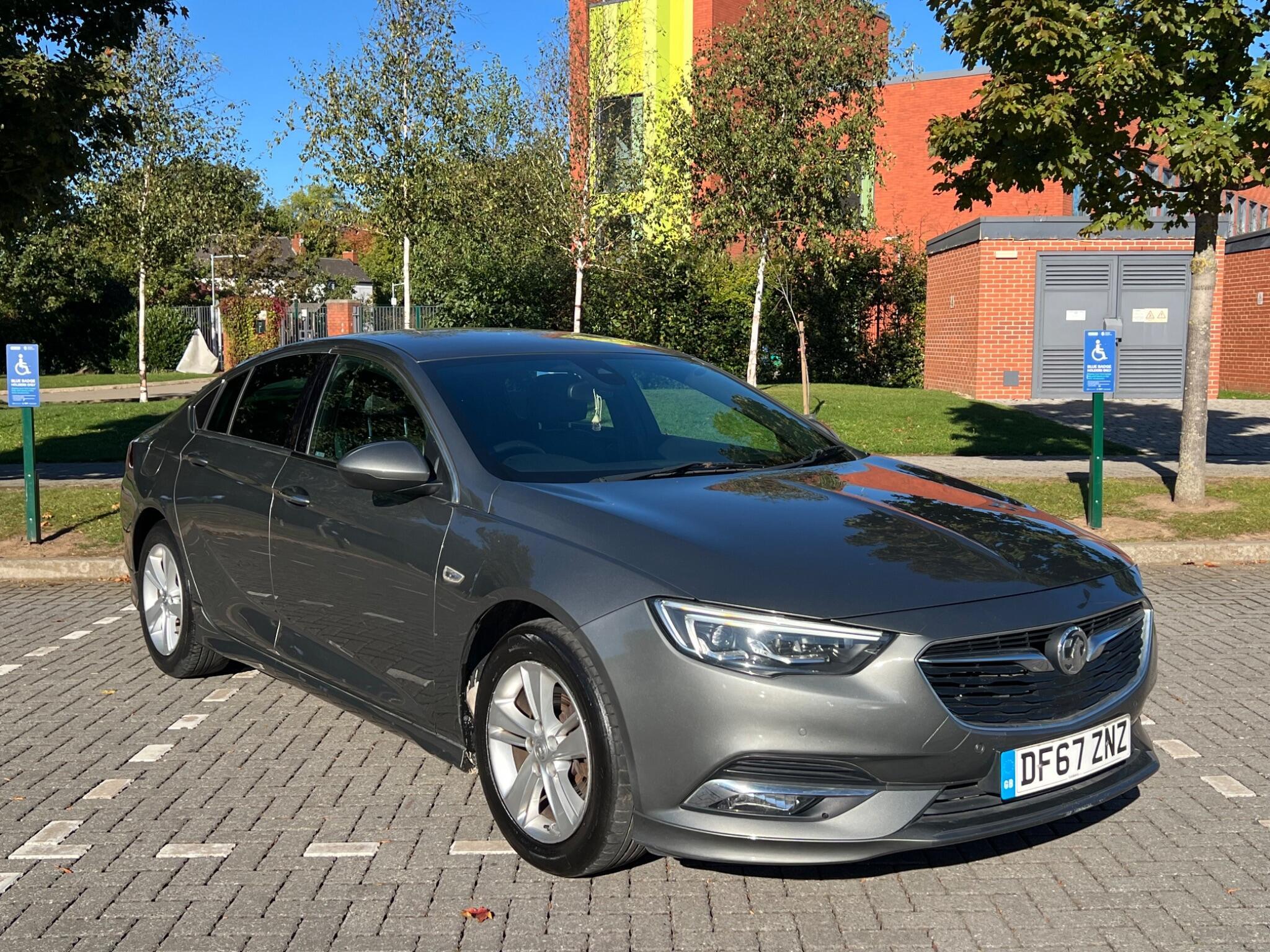 Vauxhall Insignia - Image 9