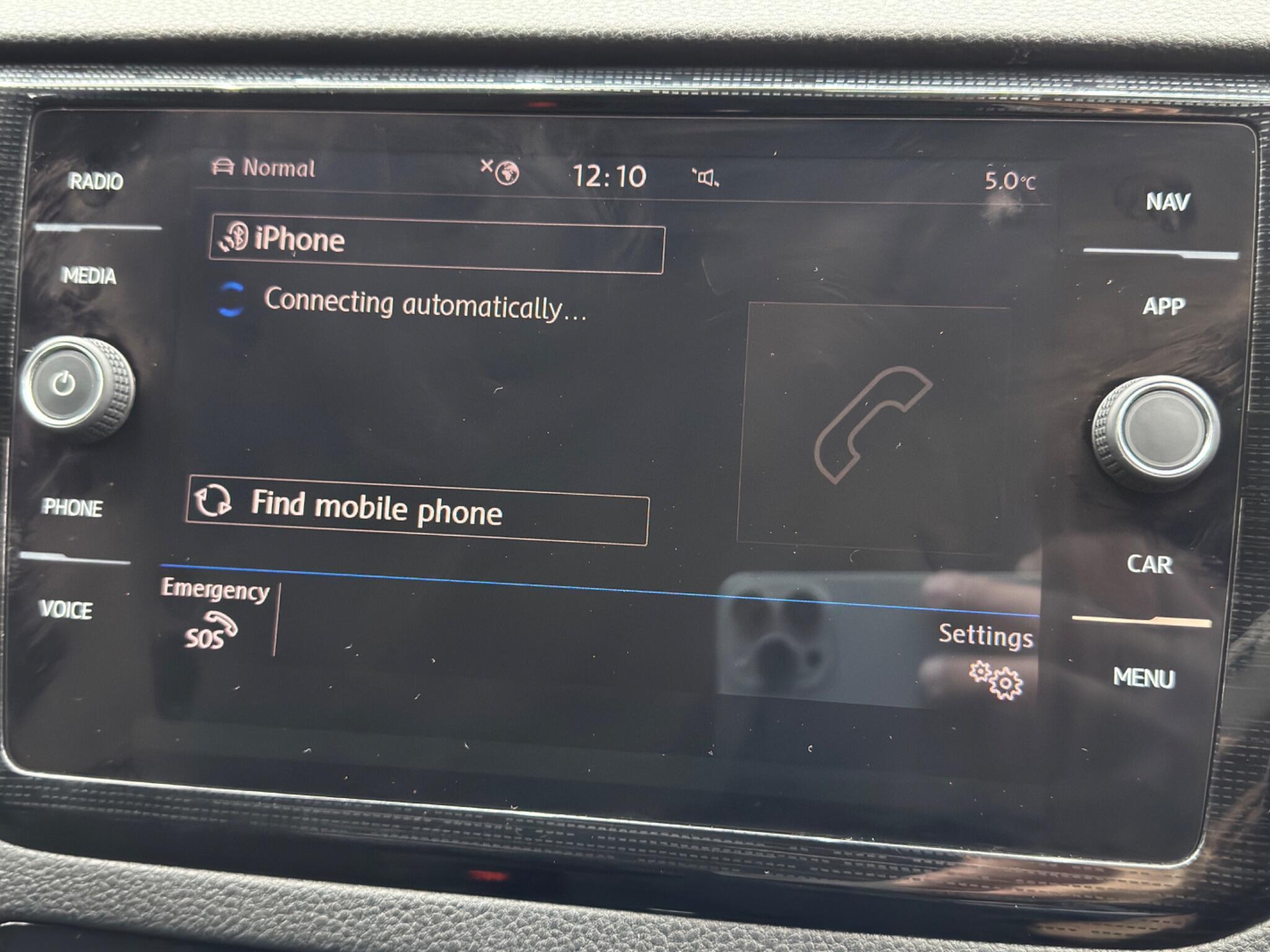 Volkswagen GOLF SV - Image 35