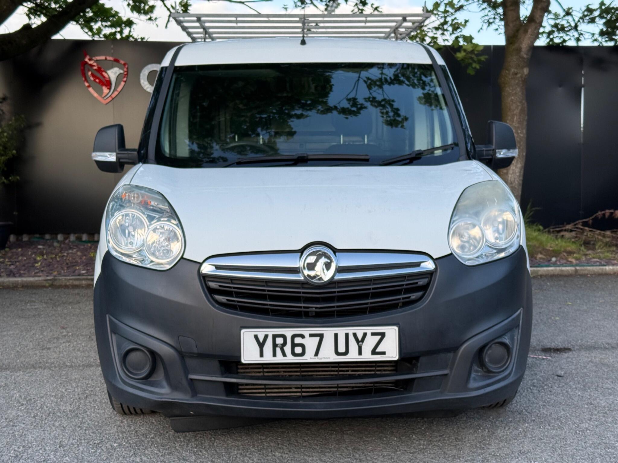 Vauxhall Combo - Image 3