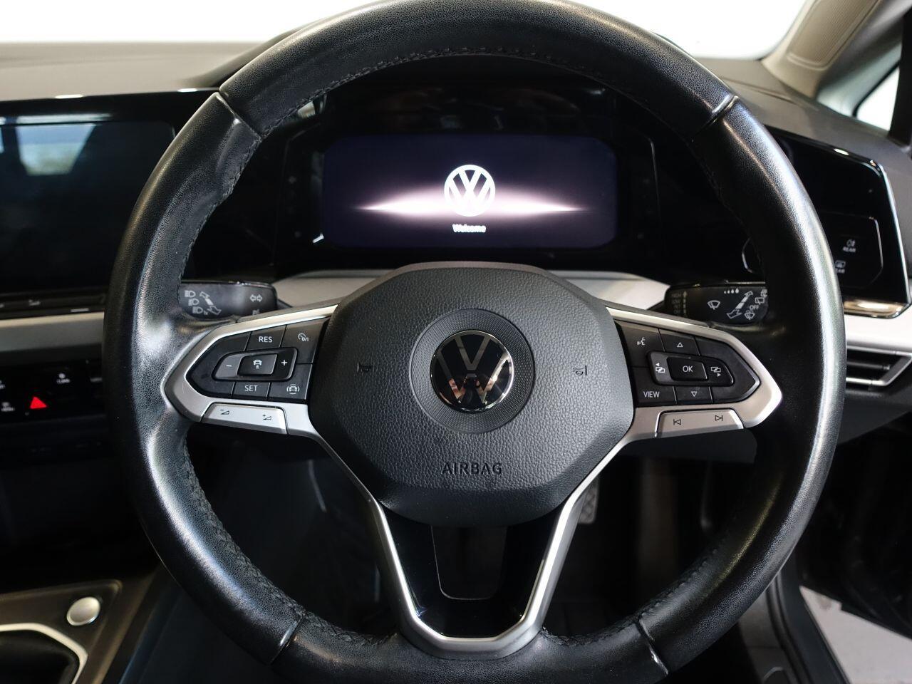 Volkswagen Golf - Image 19