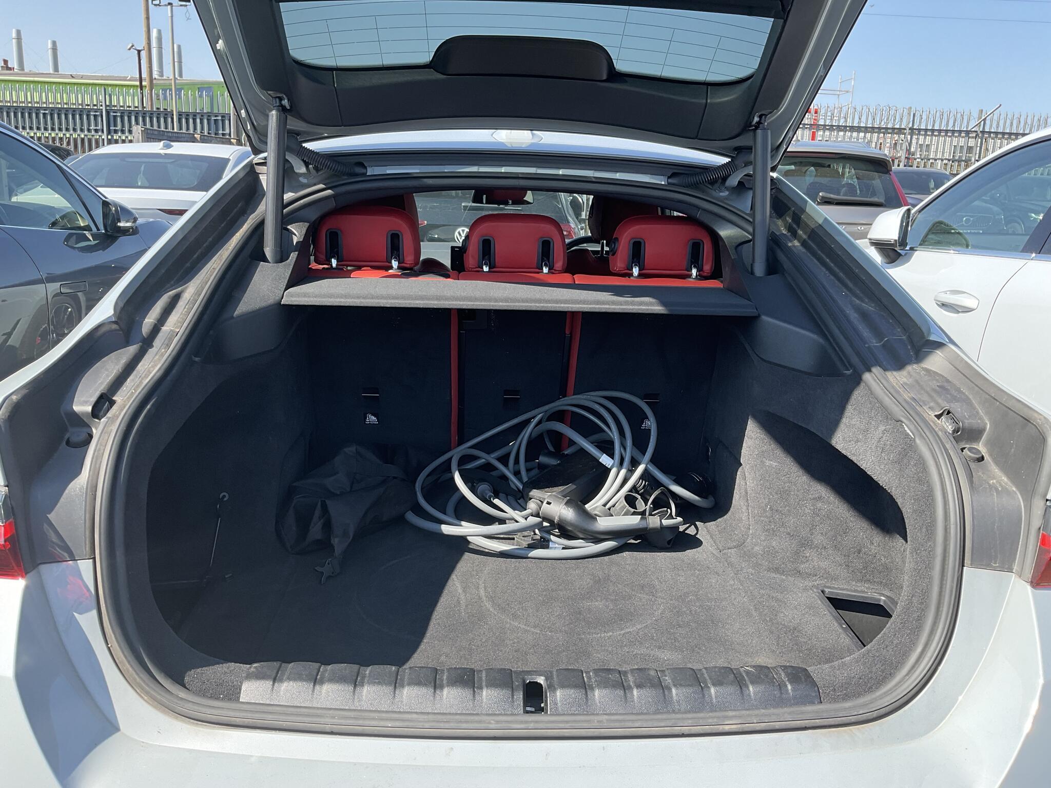 BMW I4 - Image 20