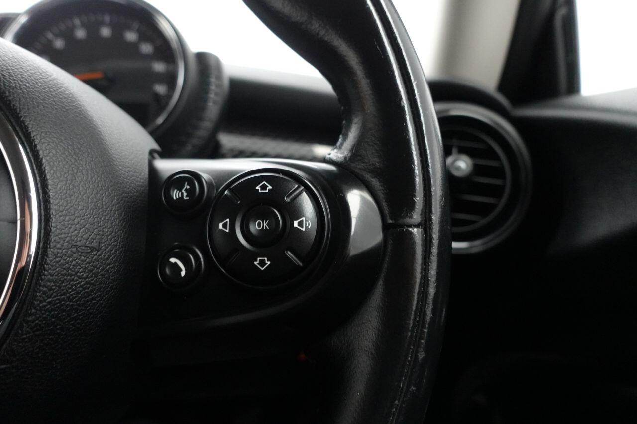 MINI Hatch - Image 18