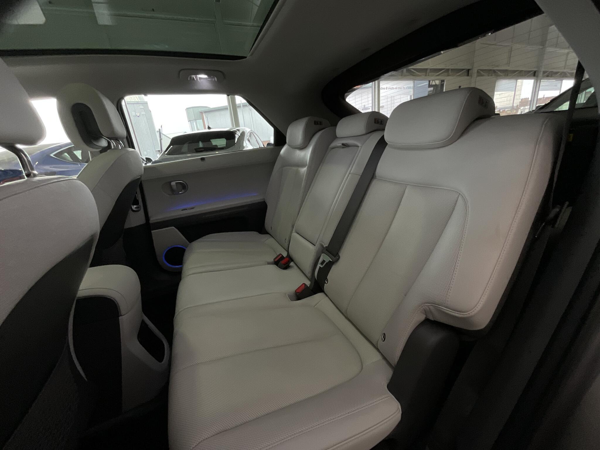 Hyundai Ioniq 5 - Image 13