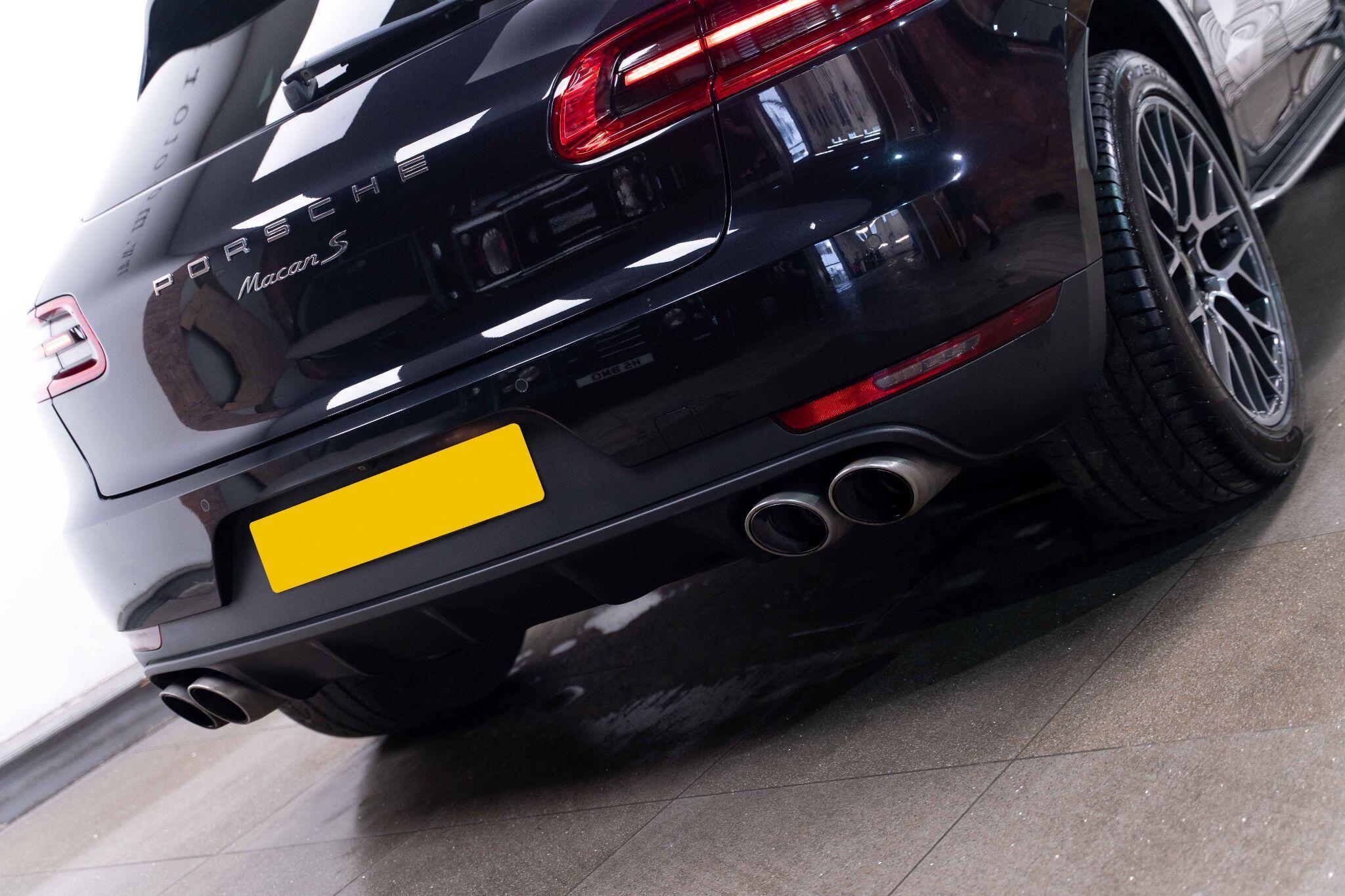 Porsche Macan - Image 6