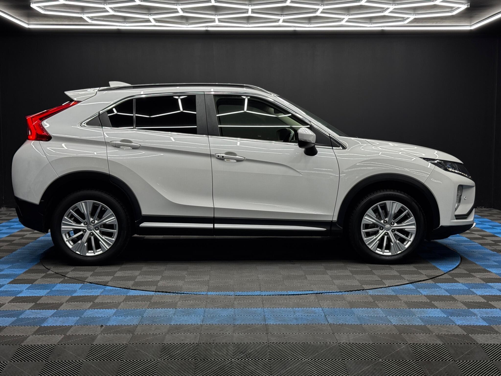 Mitsubishi Eclipse Cross - Image 4