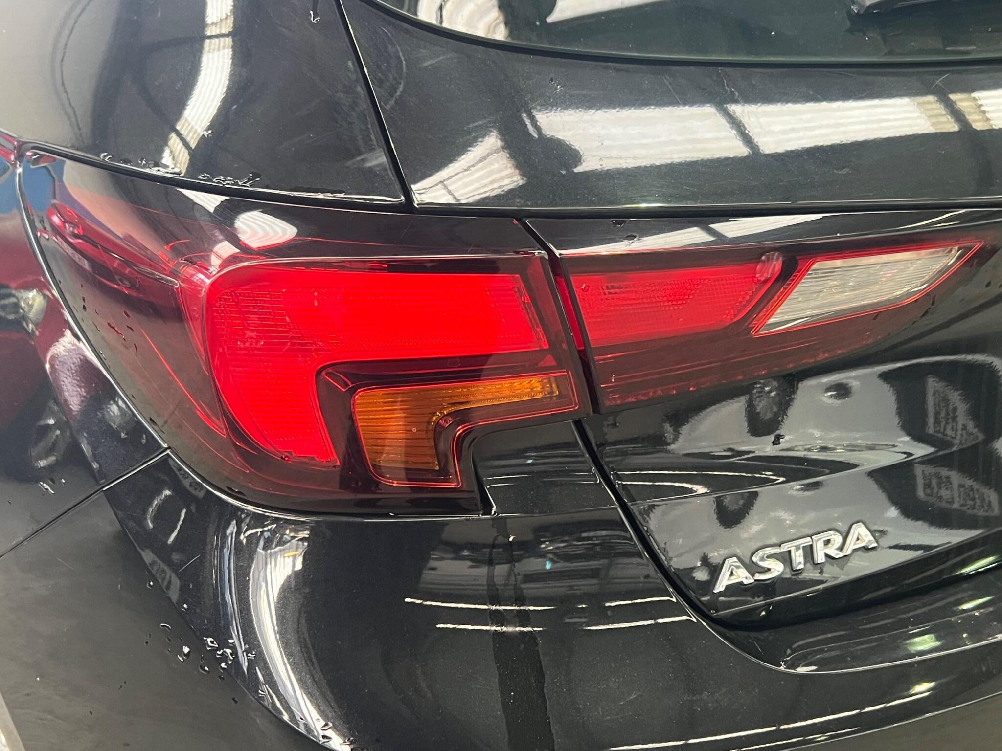 Vauxhall Astra - Image 29