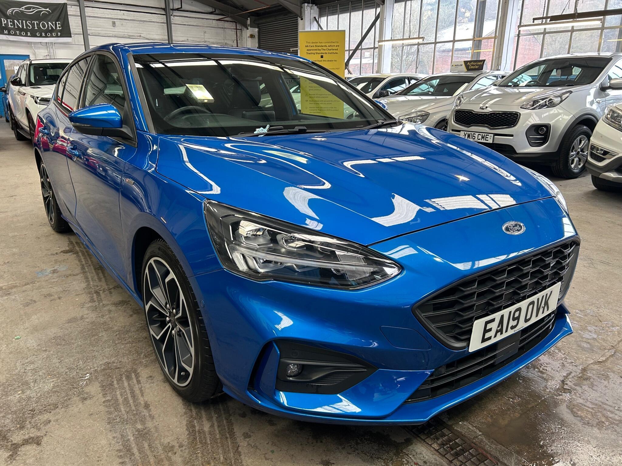 Ford Focus - Image 43