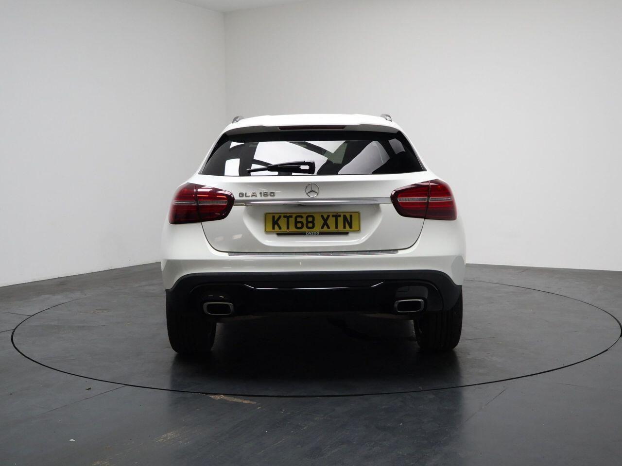 Mercedes-benz GLA - Image 12