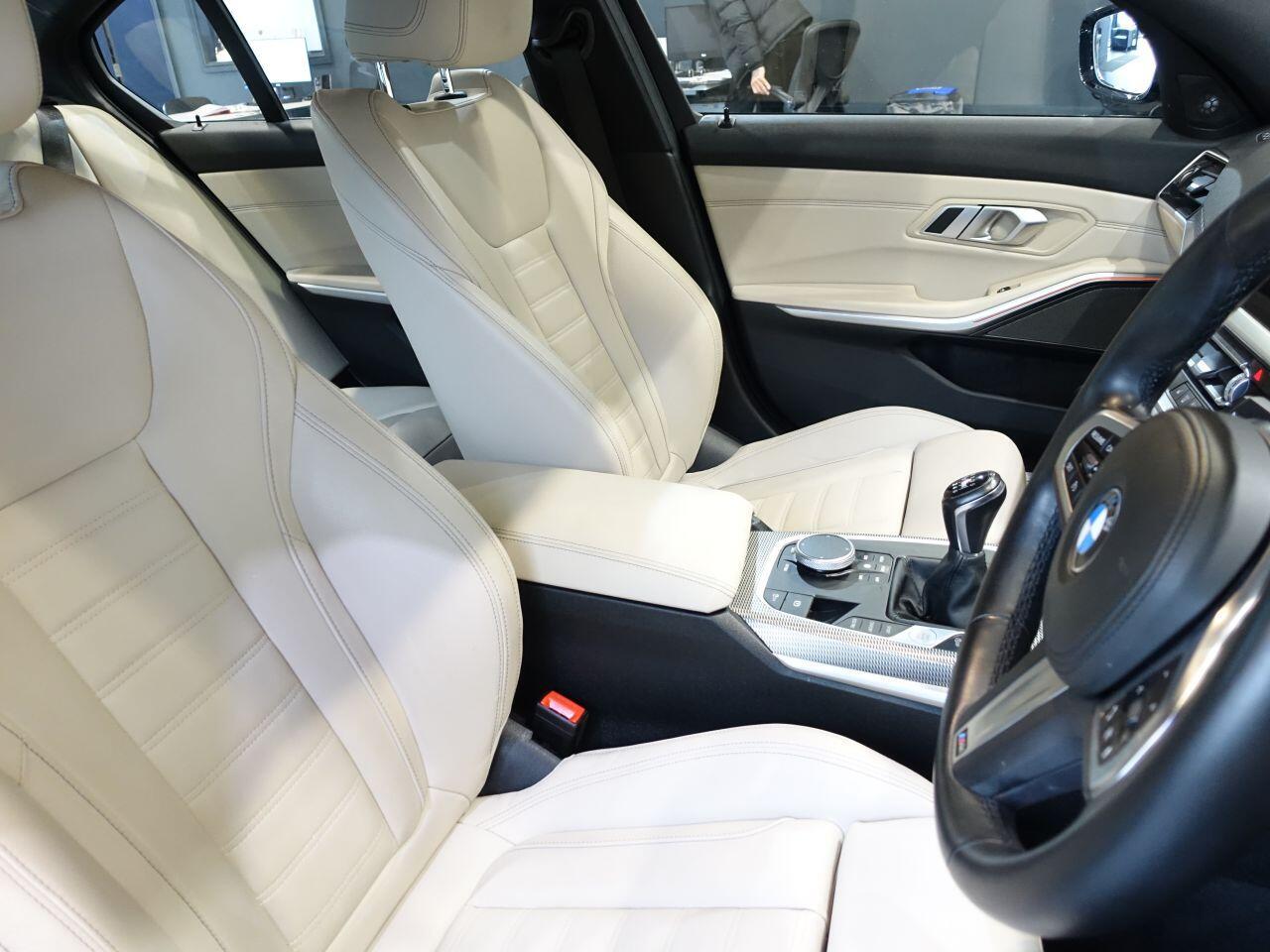 BMW 3 Series - Image 13